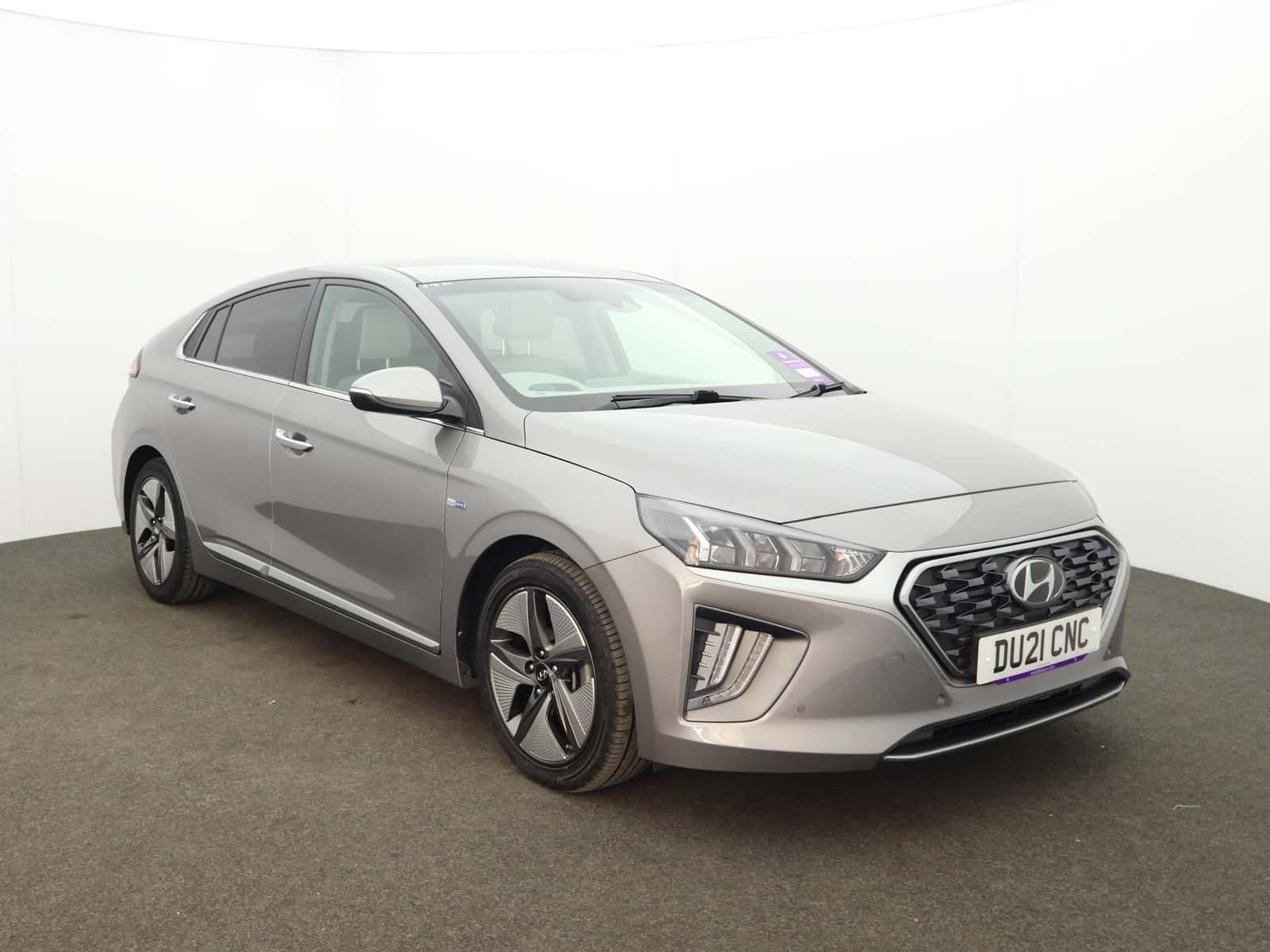 Hyundai Ioniq listing photo
