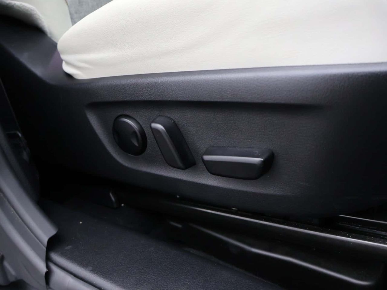 Mazda MX-30