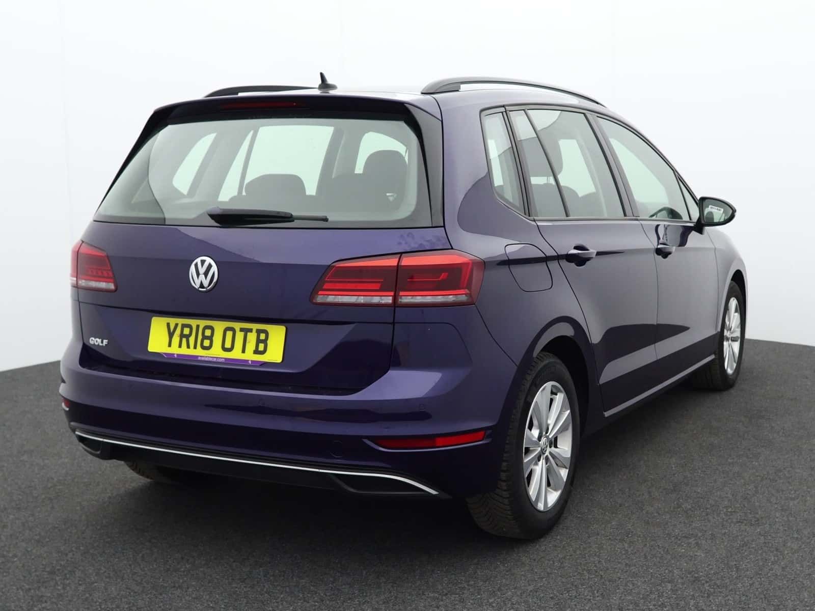 Volkswagen Golf SV