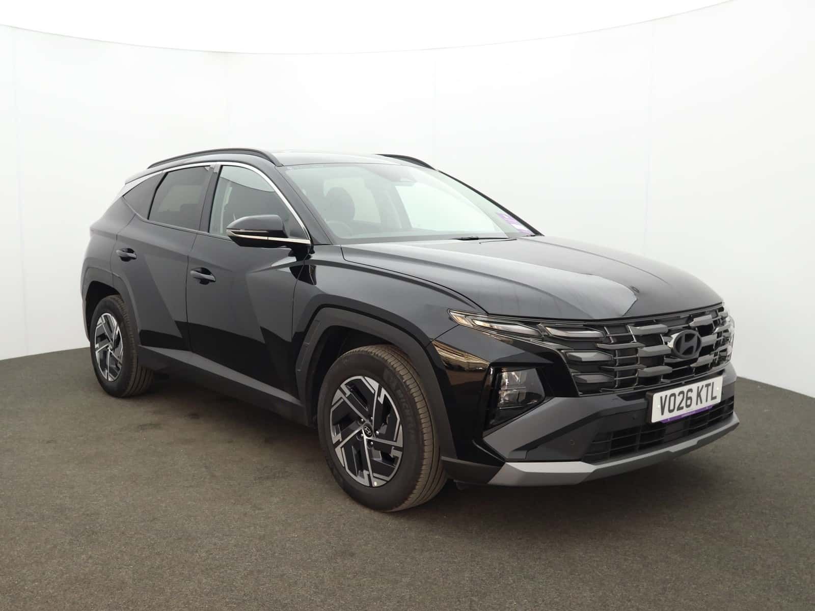 Hyundai Tucson listing photo