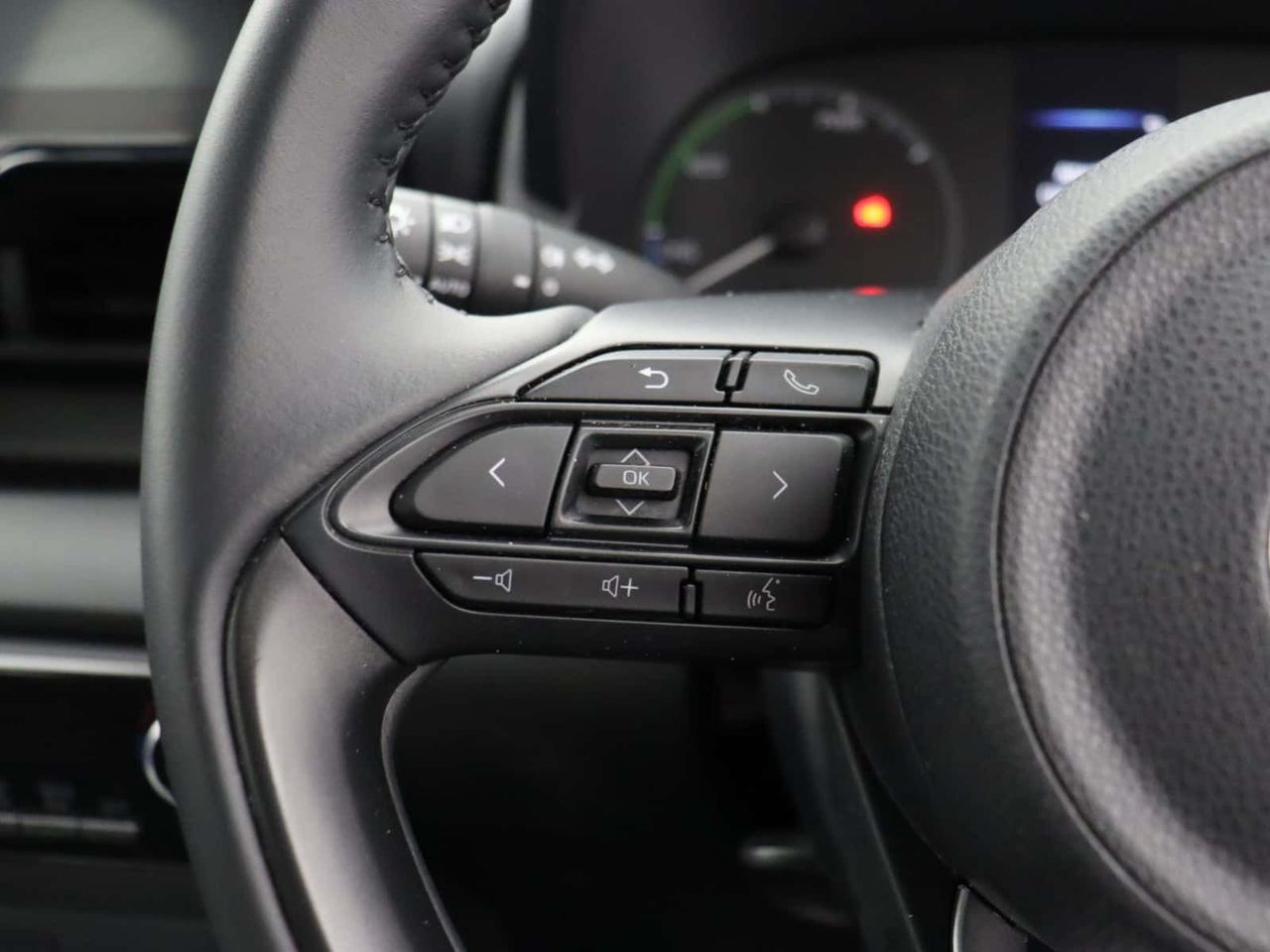 Mazda Mazda2 HYBRID 