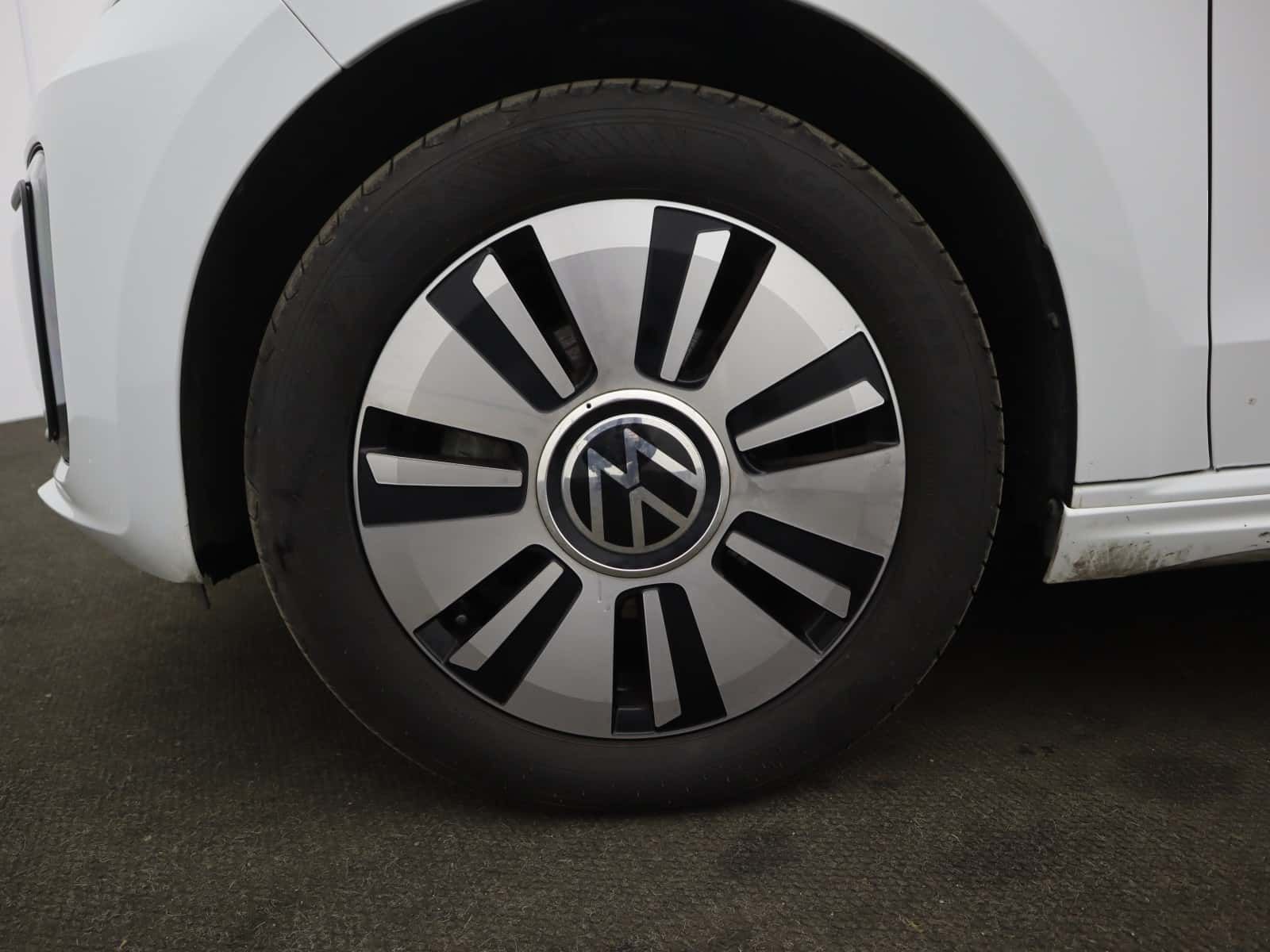 Volkswagen e-up!
