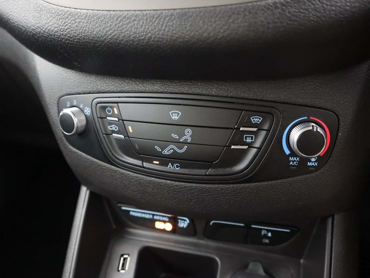 Ford Tourneo Courier 