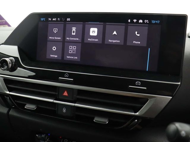 Citroen e-C4 X
