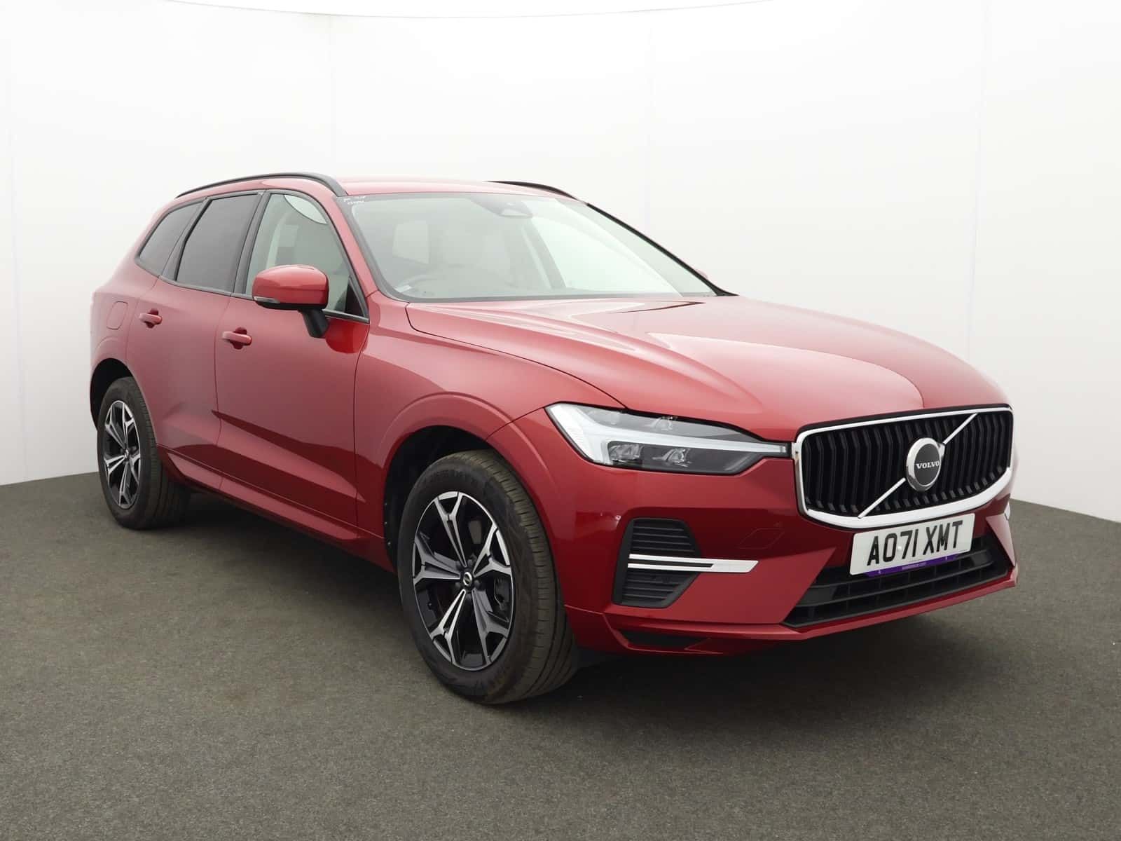 Volvo XC60 listing photo