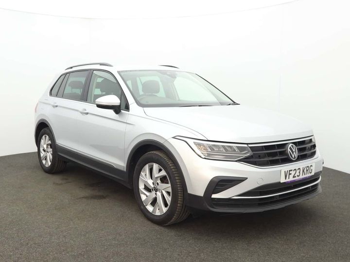 2023 VOLKSWAGEN TIGUAN VOLKSWAGEN TIGUAN 1.5 TSI 150 LIFE 5DR DSG 2WD AUTOMATIC PETROL 19,611... photo