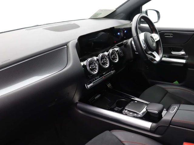Mercedes-Benz B Class