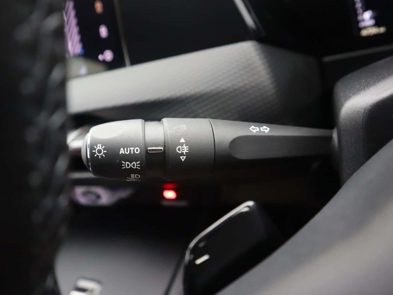 DS AUTOMOBILES DS 4 