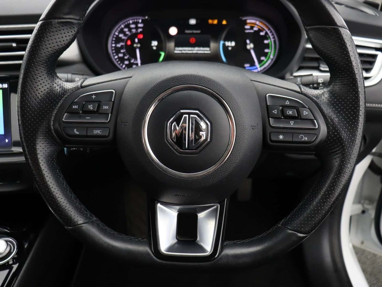 MG MG5 