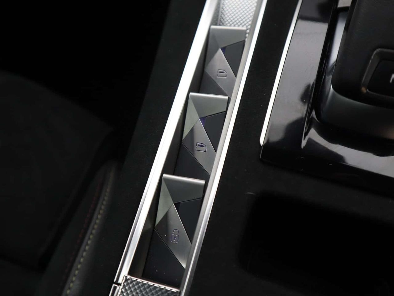 DS AUTOMOBILES DS 7 