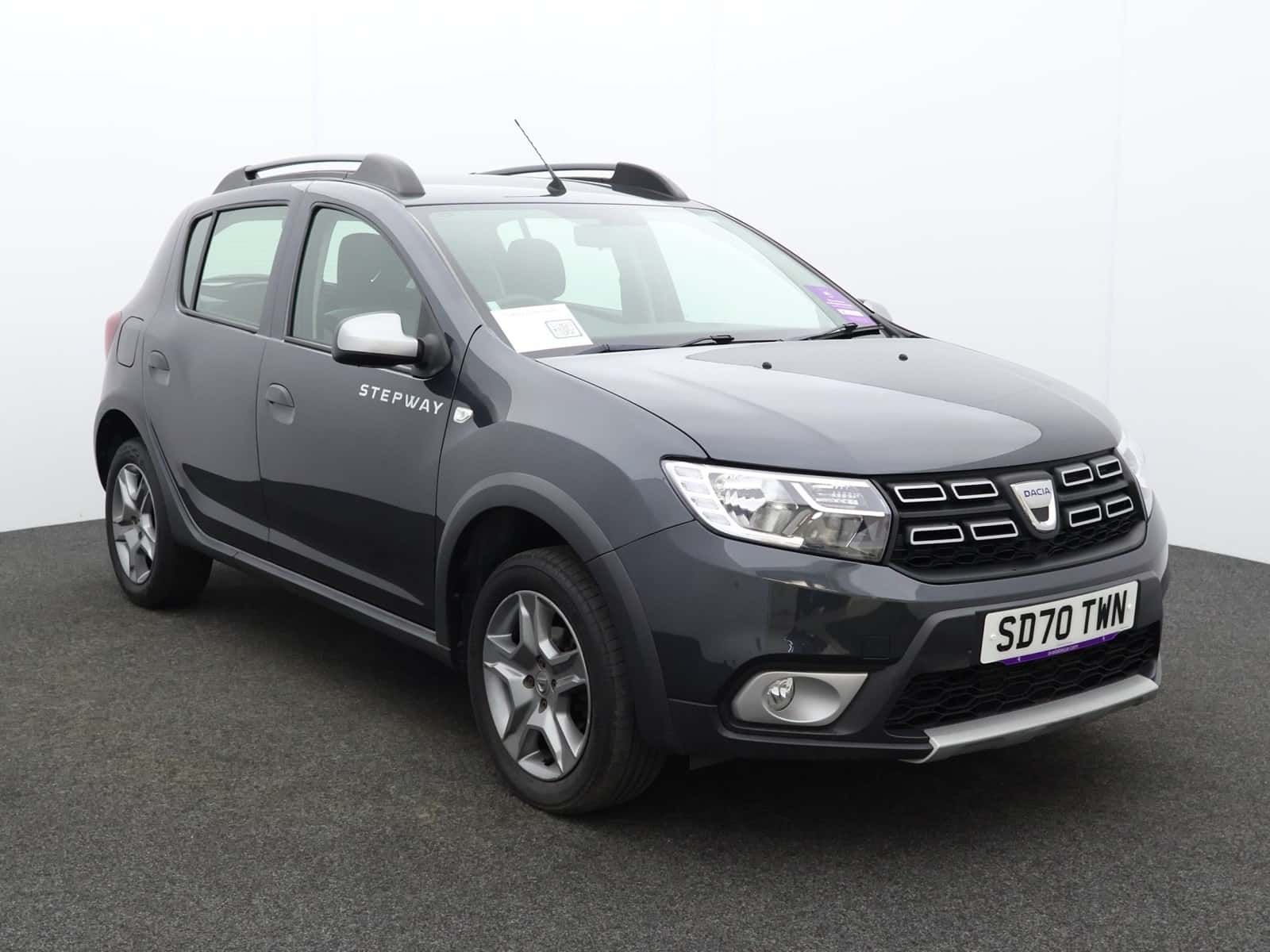 Dacia Sandero Stepway listing photo