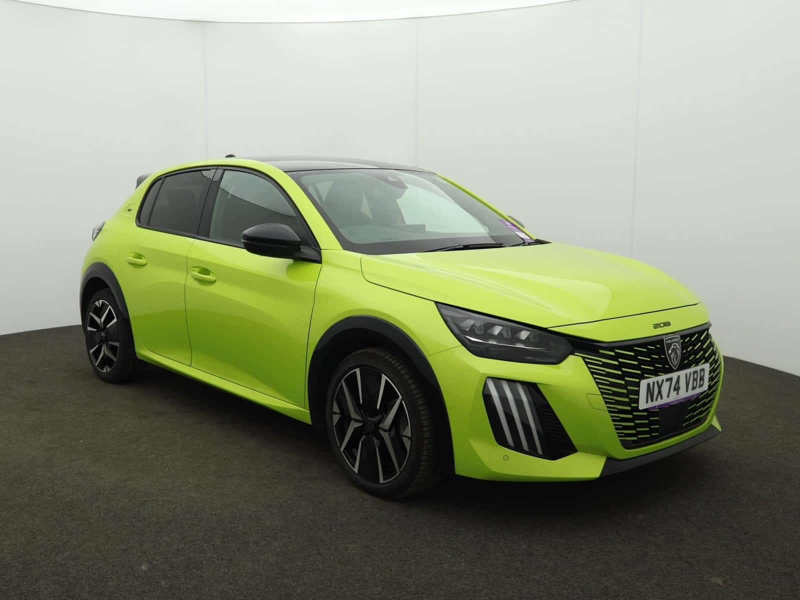 Peugeot 208 listing photo