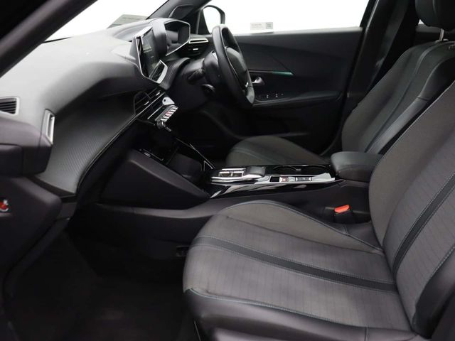 Peugeot E-2008