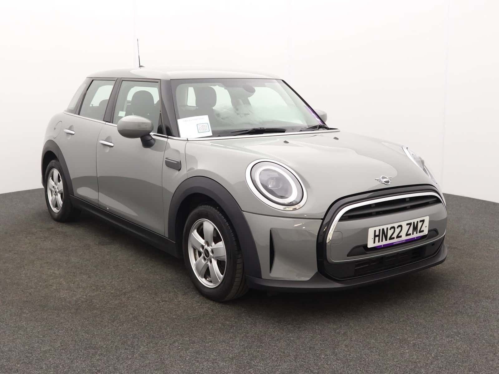 MINI Hatch listing photo