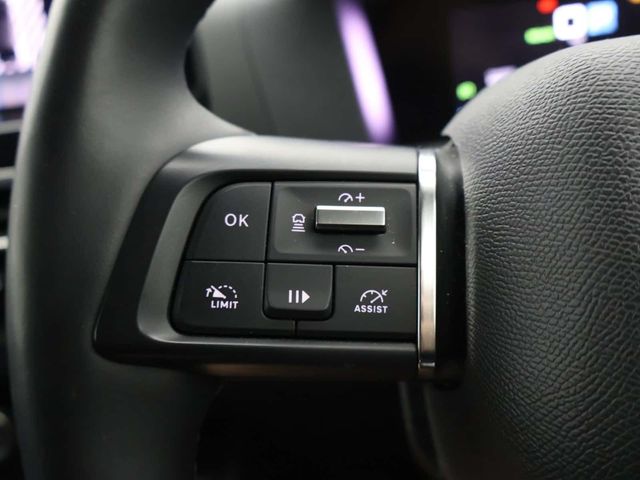 Citroen e-C4 X