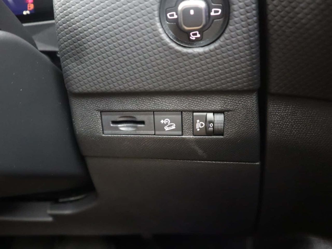 DS AUTOMOBILES DS 4 
