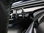 Peugeot E-3008 