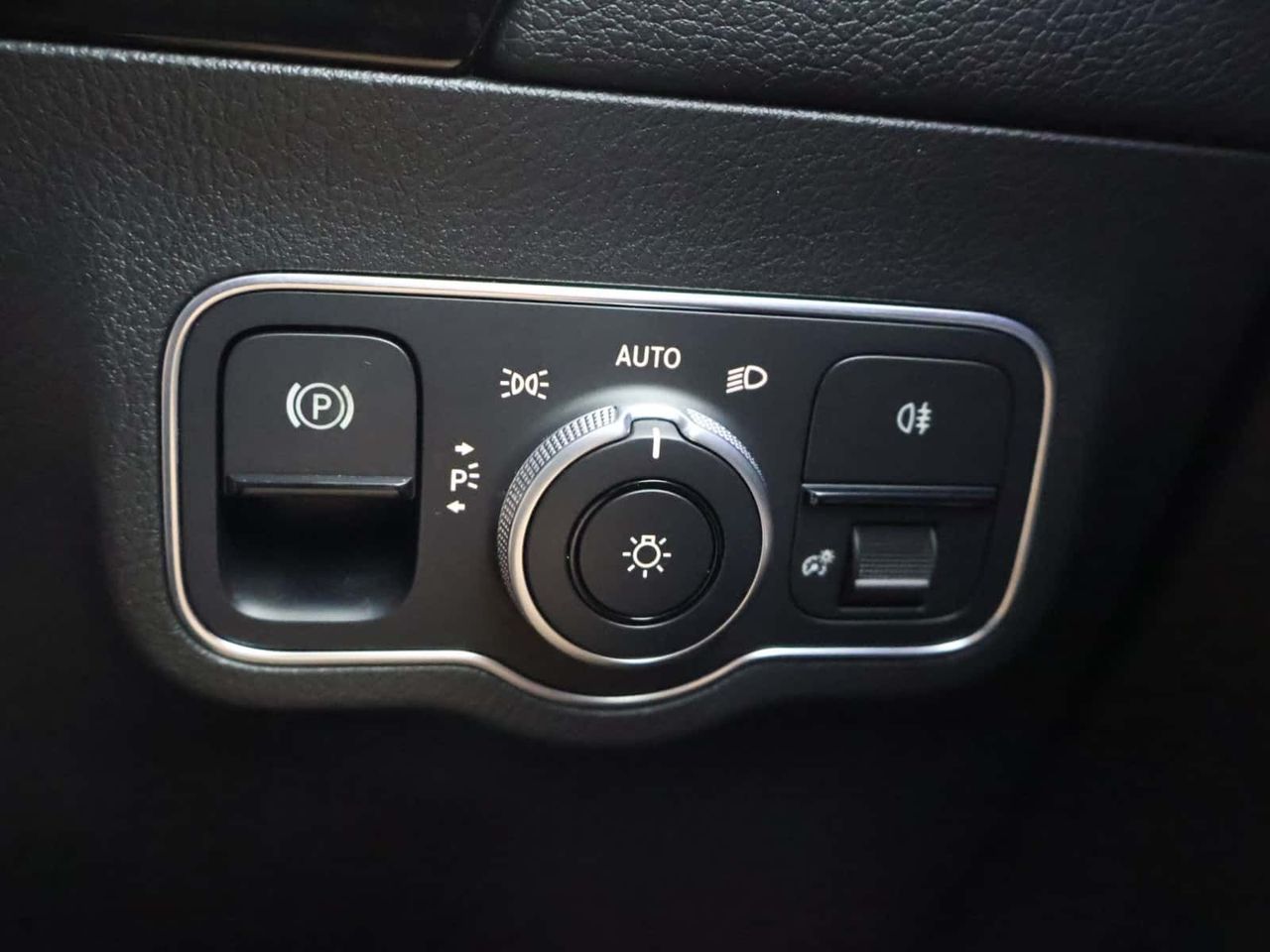 Mercedes-Benz B Class