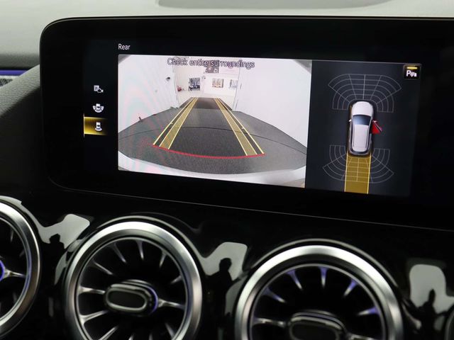 Mercedes-Benz B Class