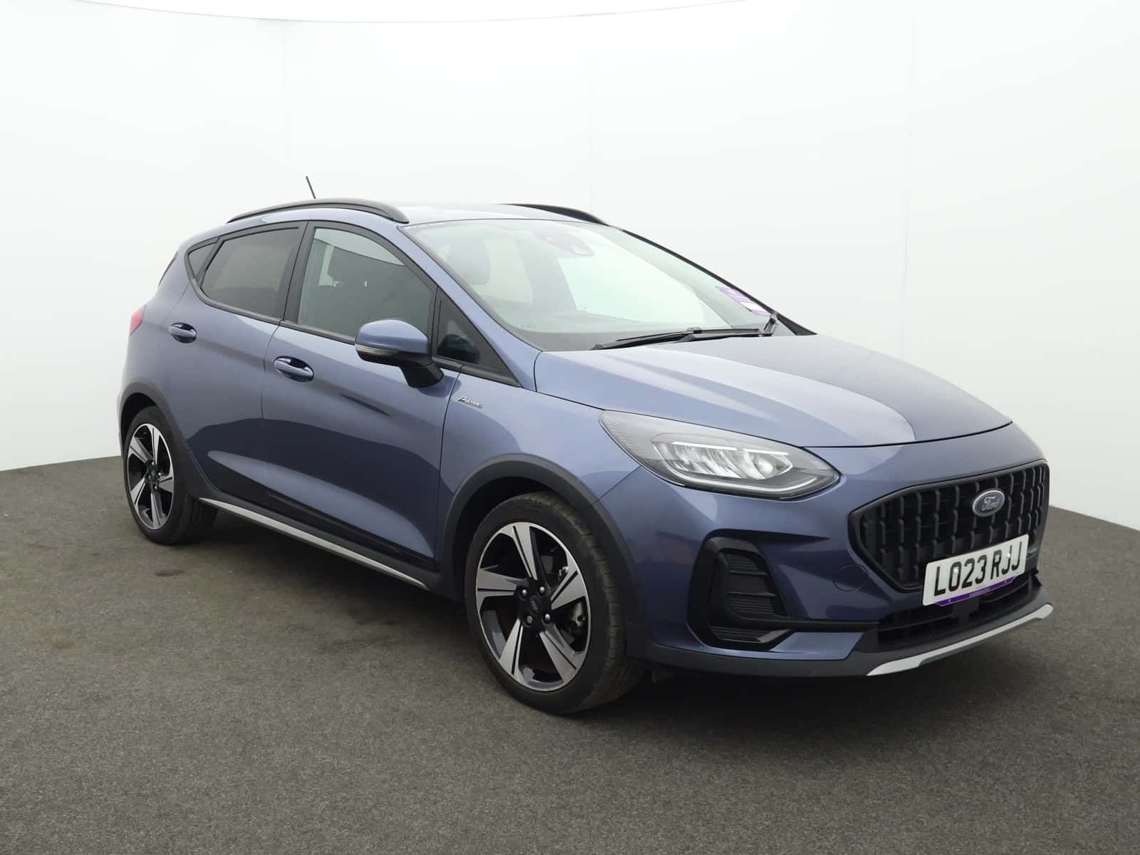 Ford Fiesta listing photo