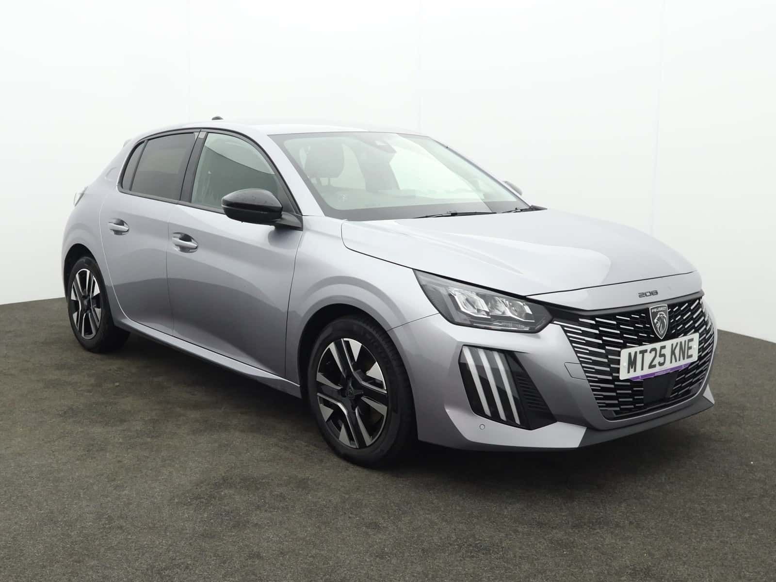 Peugeot 208 listing photo