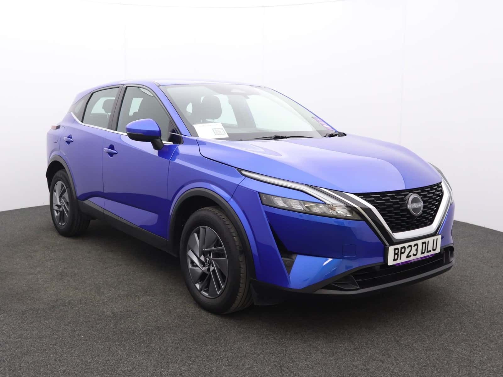 Nissan Qashqai dealer public-web source image