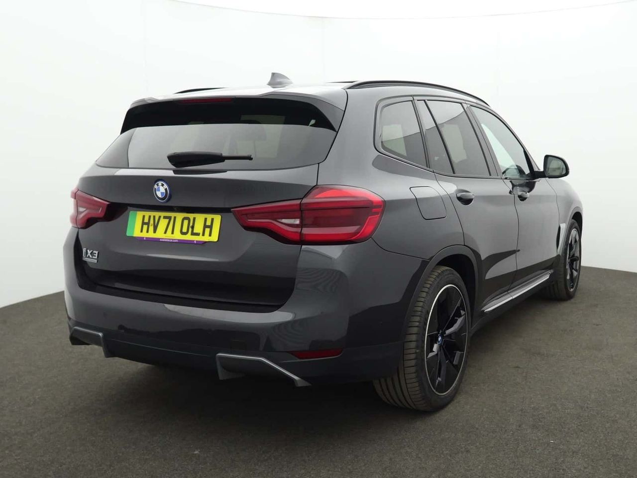 BMW iX3