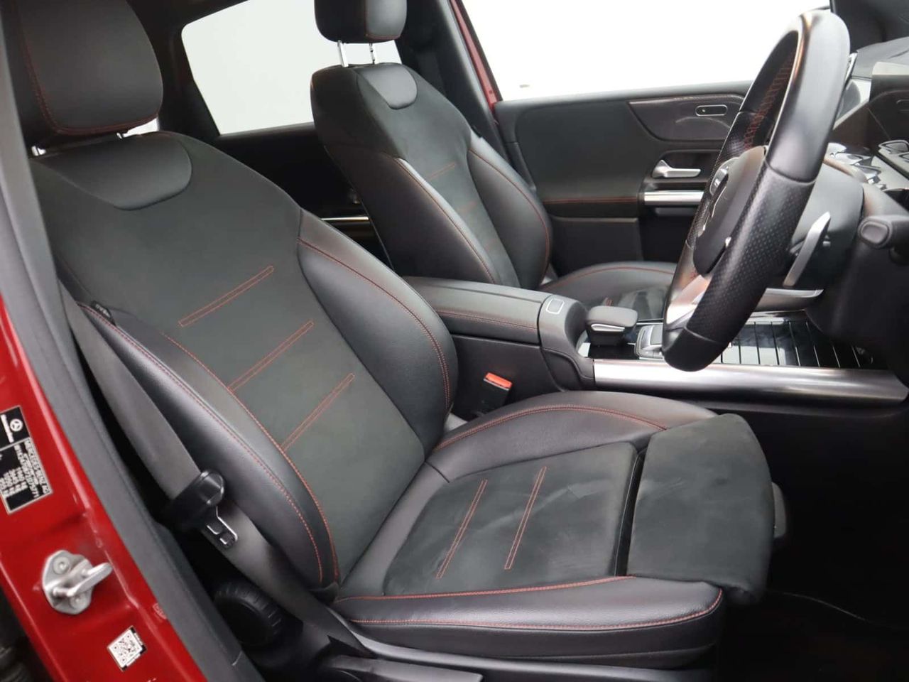 Mercedes-Benz B Class