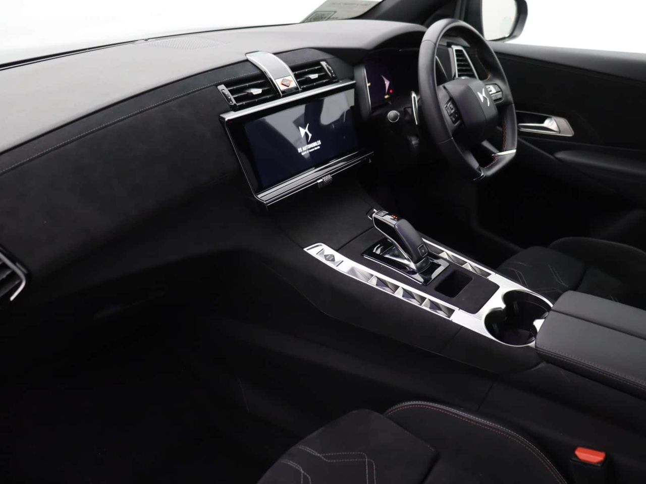 DS AUTOMOBILES DS 7