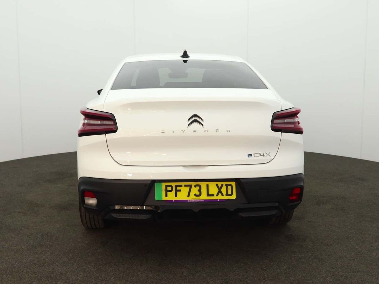 Citroen e-C4 X