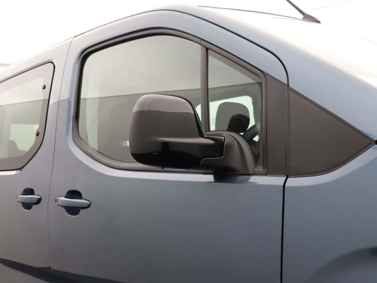 Vauxhall Combo-e Life 