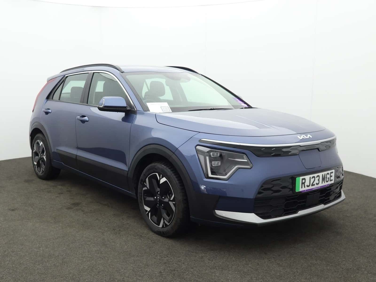 Kia Niro listing photo