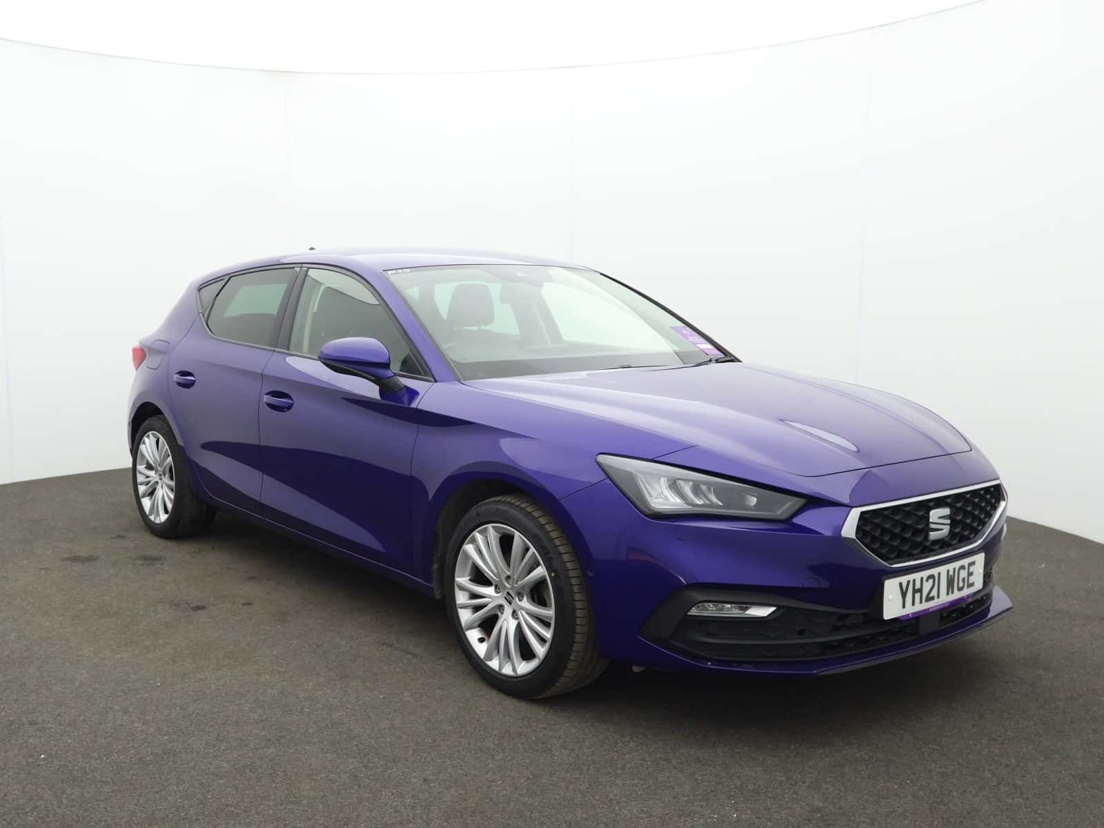 SEAT Leon listing photo