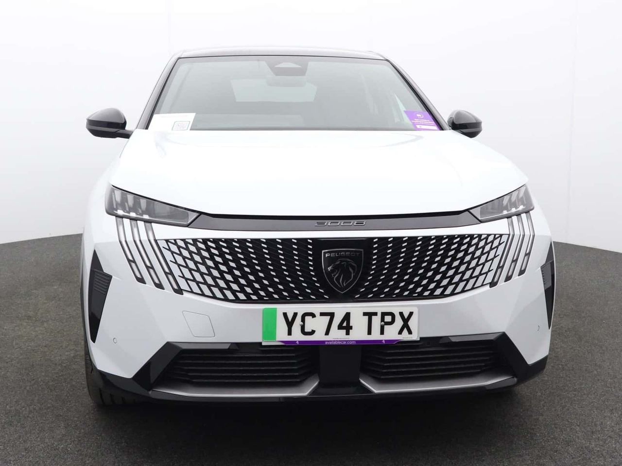 Peugeot E-3008