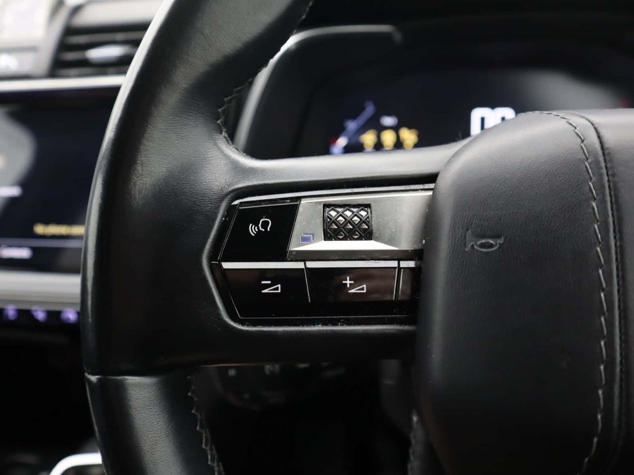 DS AUTOMOBILES DS 7 CROSSBACK