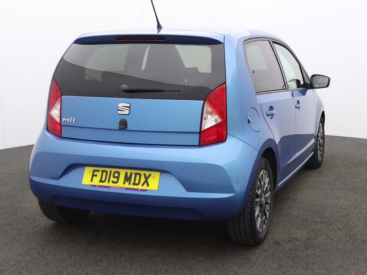 SEAT Mii