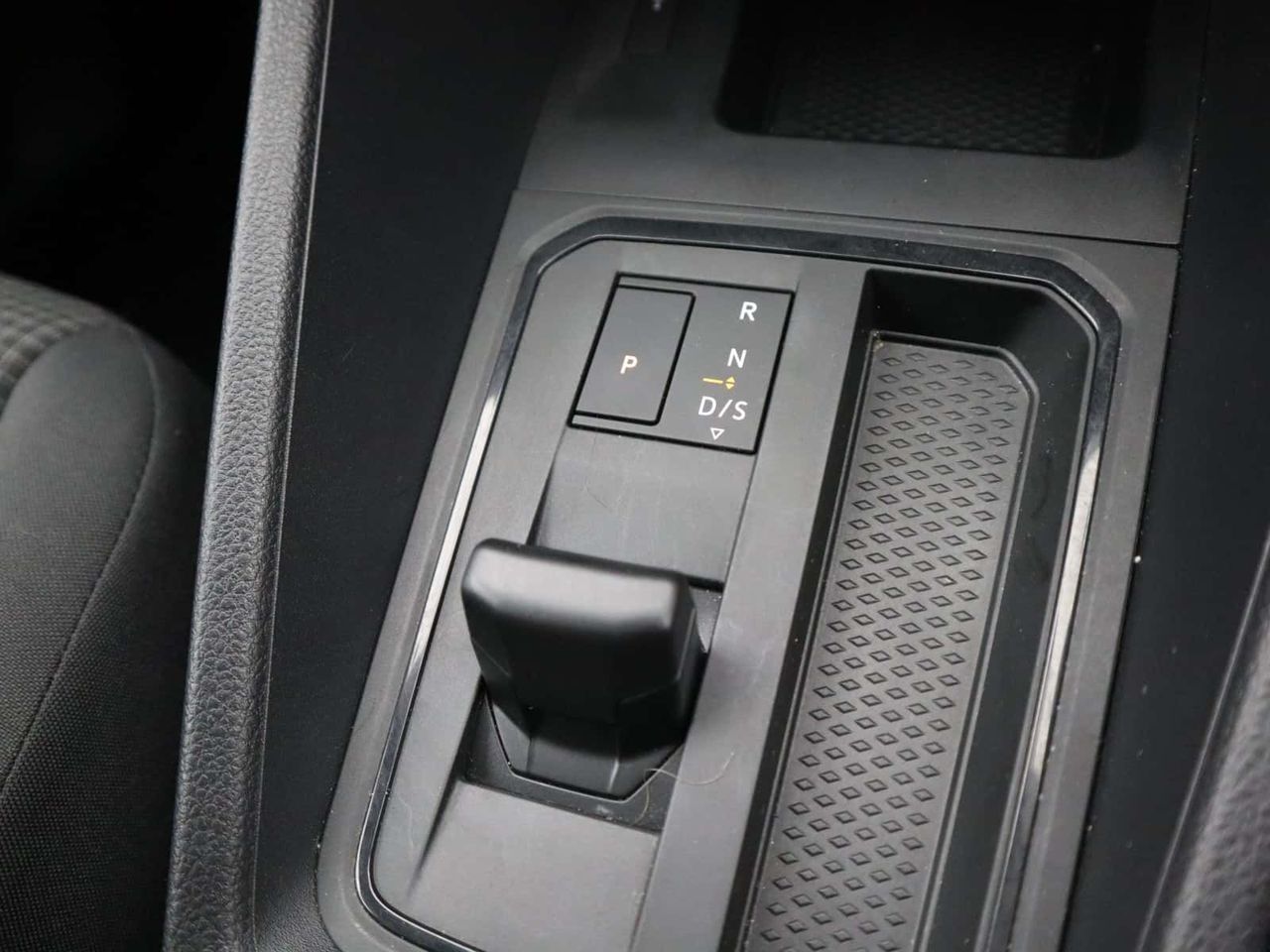 Volkswagen Caddy California Maxi 