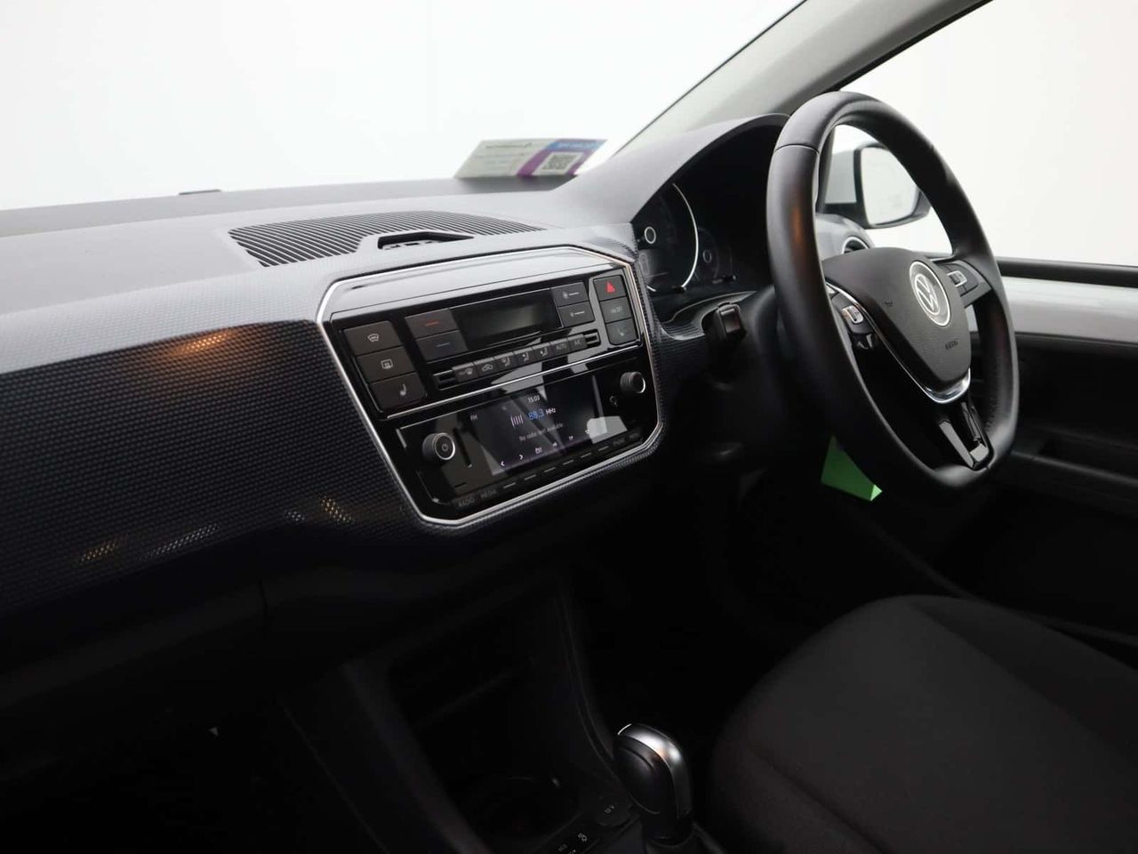 Volkswagen e-up! 