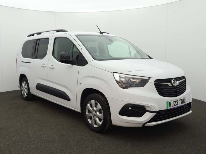 2023 VAUXHALL COMBO LIFE ELECTRIC VAUXHALL COMBO LIFE ELECTRIC 100KW DESIGN XL 50KWH 5DR AUTO... photo