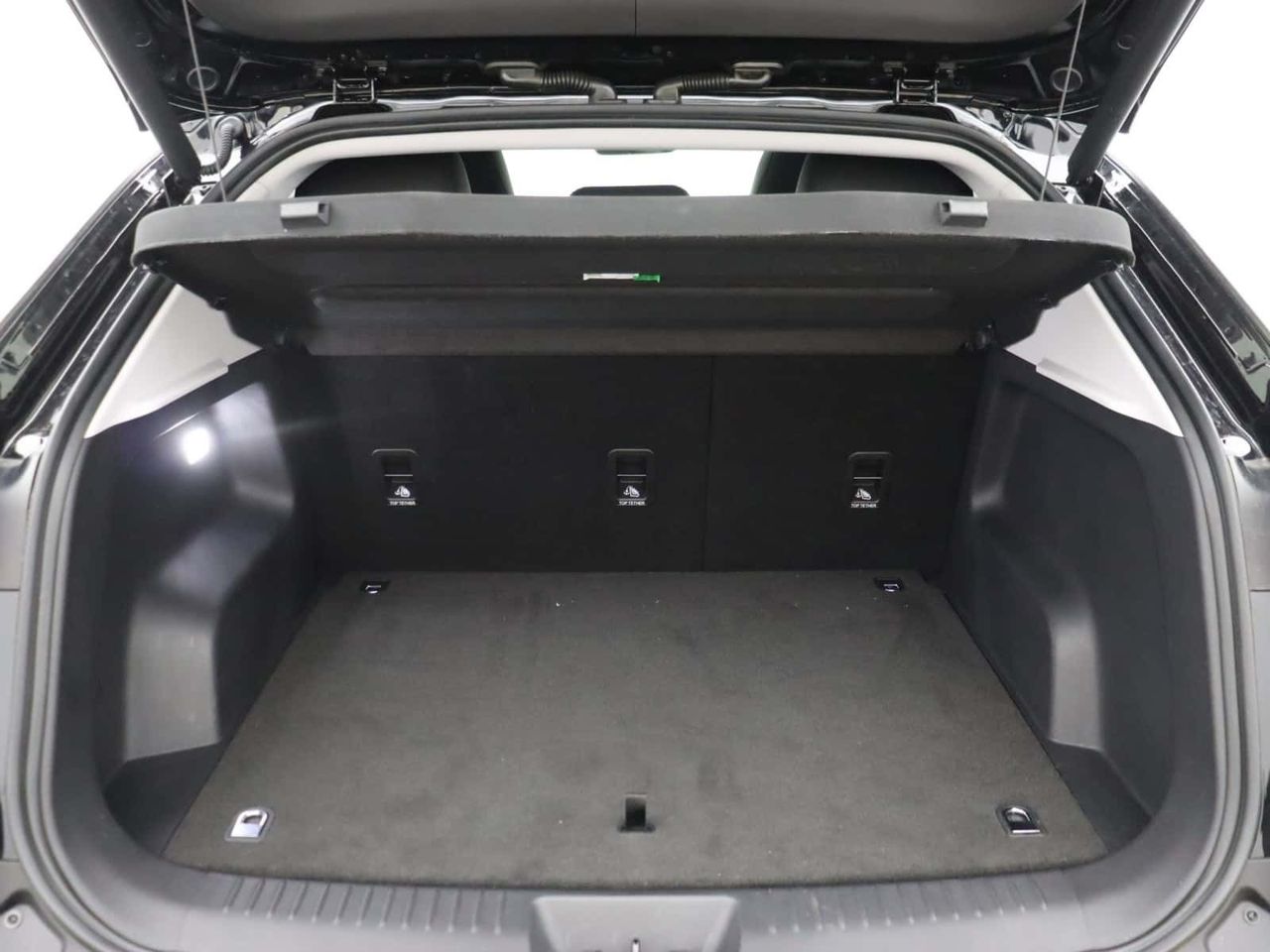 OMODA E5