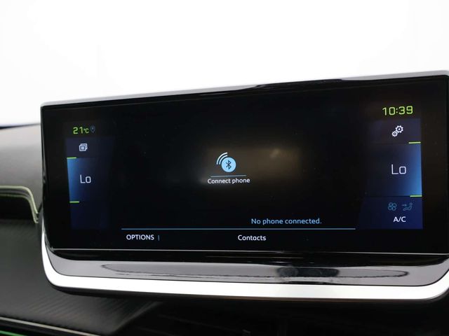 Peugeot E-2008