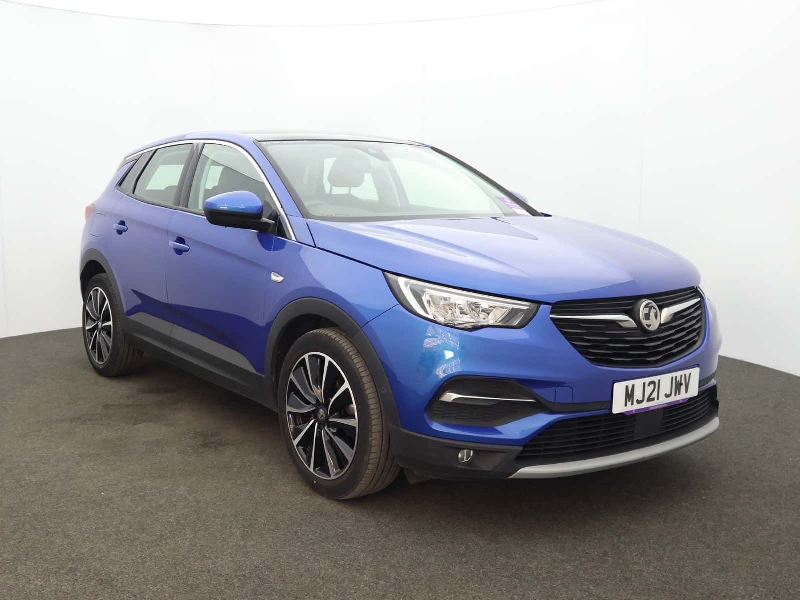 Vauxhall Grandland X listing photo