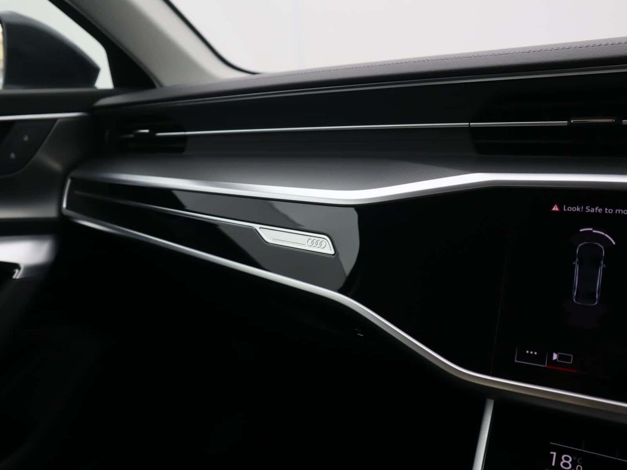 Audi A6 Saloon 