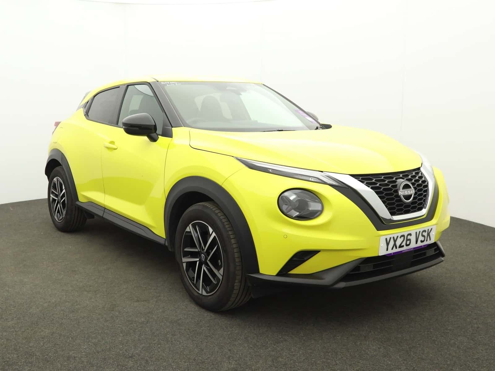 Nissan Juke listing photo