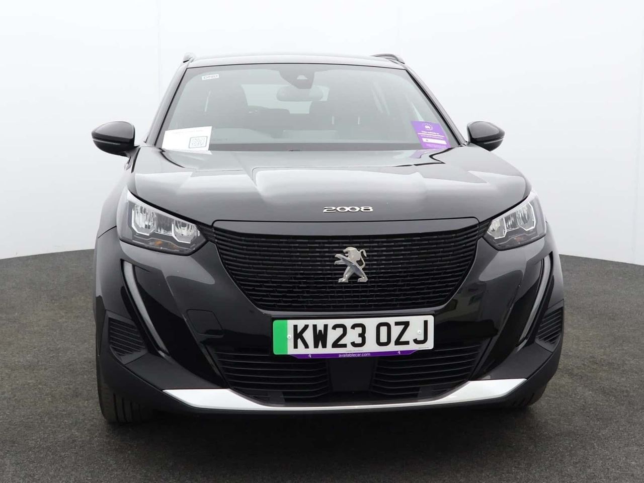 Peugeot E-2008