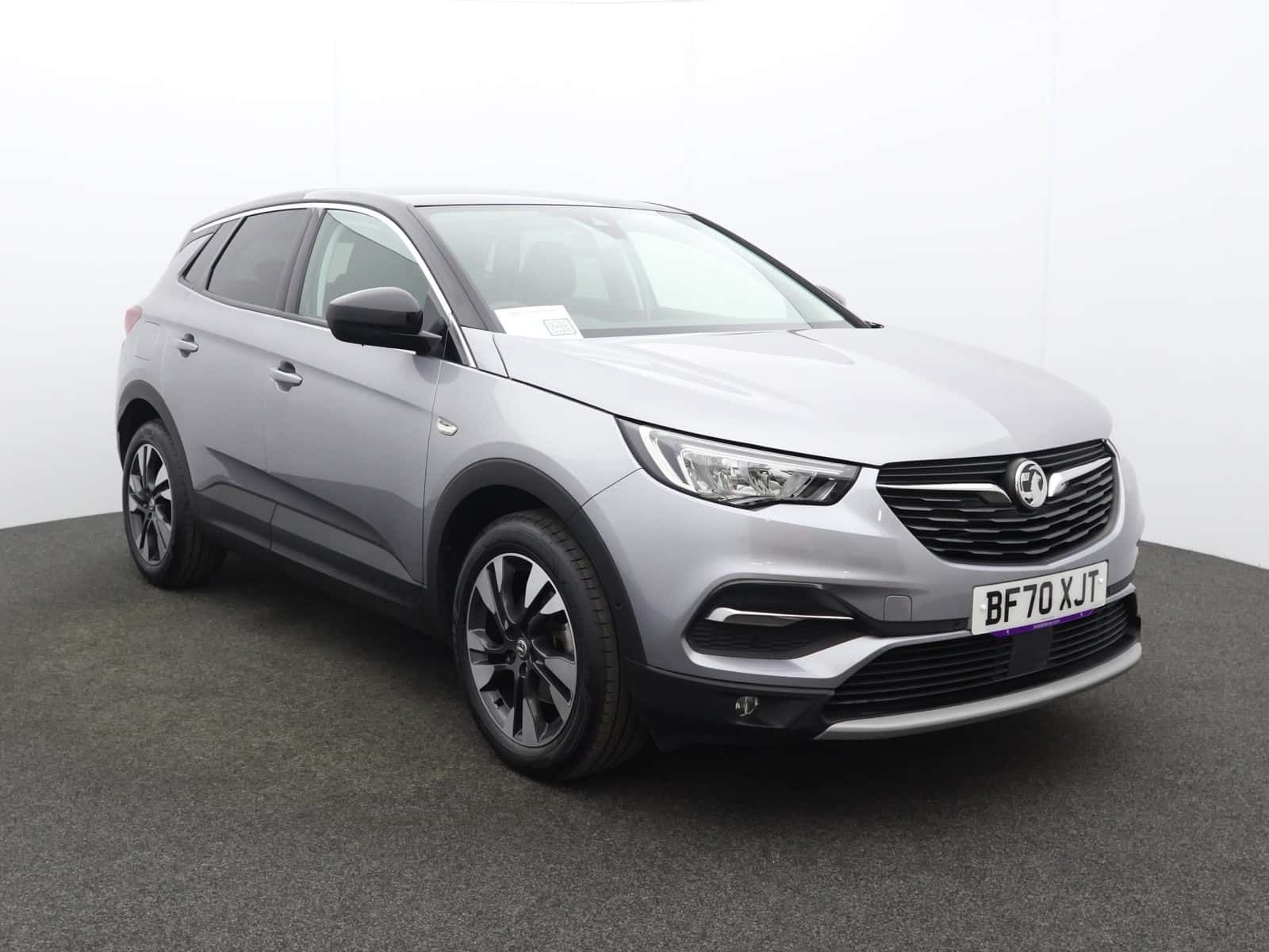 Vauxhall Grandland X listing photo