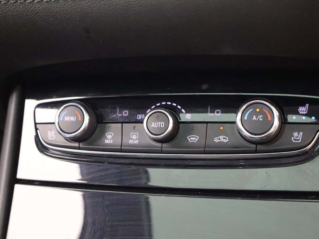Vauxhall Grandland X