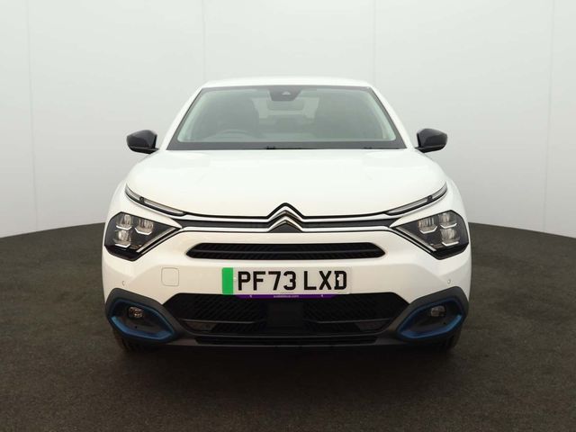 Citroen e-C4 X