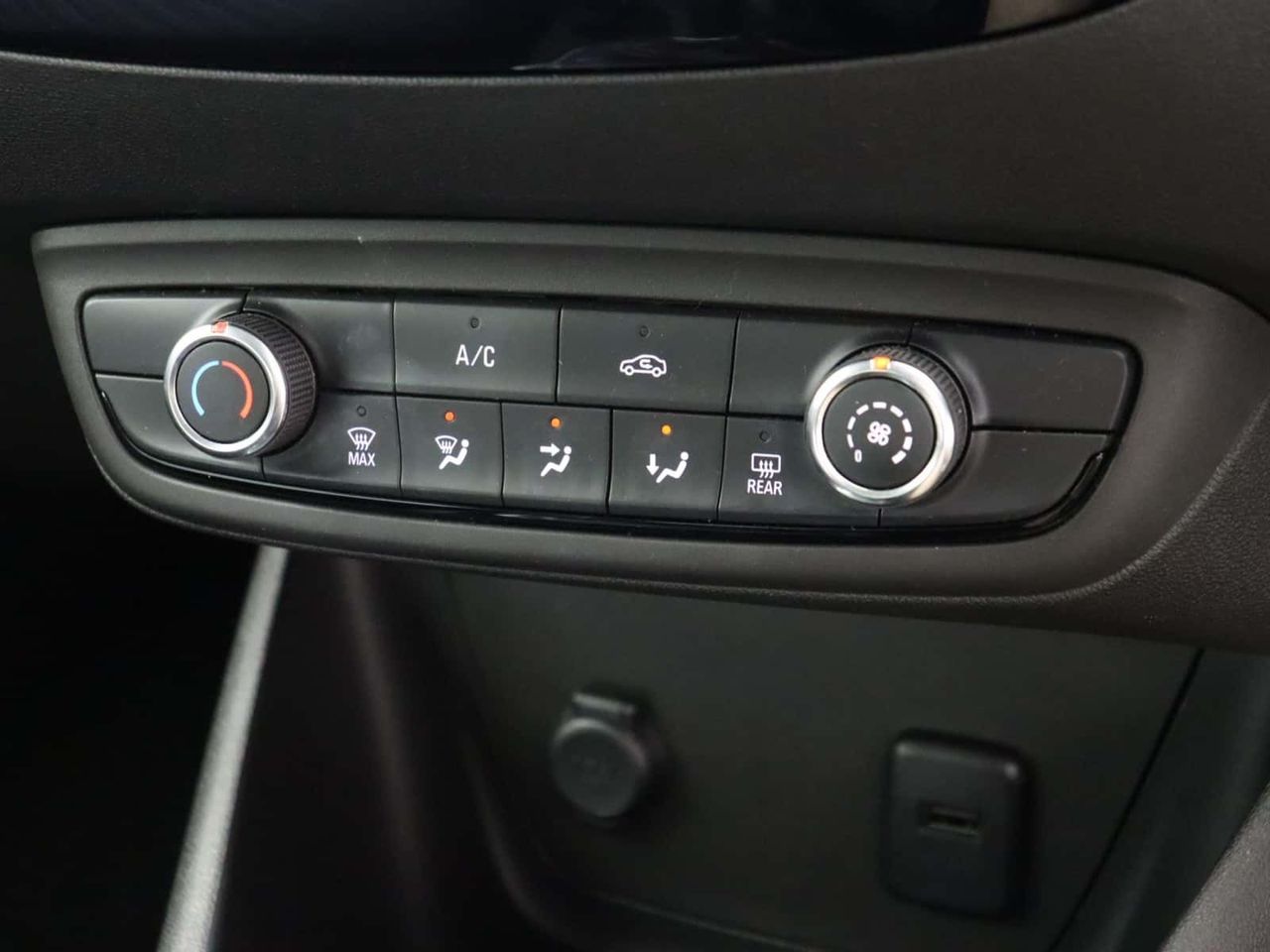 Vauxhall Crossland X