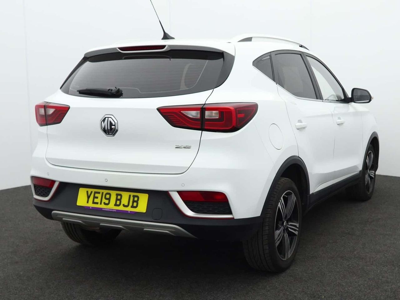 MG MG ZS 